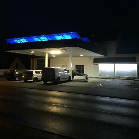 Apartamento Alte Tankstelle Strassenhaus Exterior foto